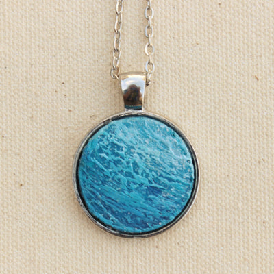 ocean necklace with blue round pendant - silver