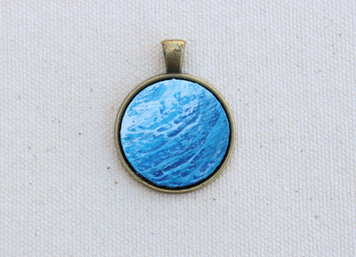 ocean necklace with blue round pendant - bronze